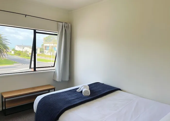Summer Inn Motel