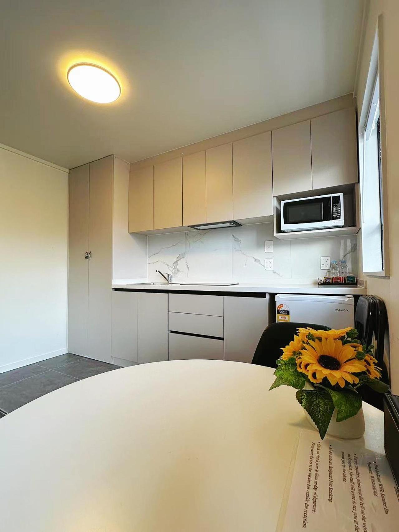 Summer Gasthof Orewa